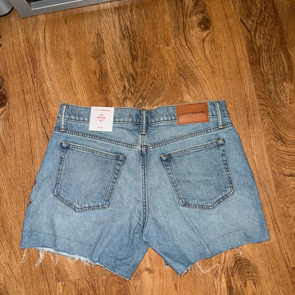 NWT Lucky Brand Shorts - Picture 2 of 4